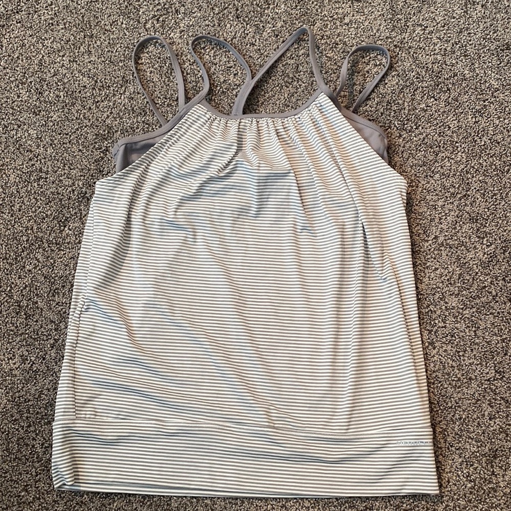 Merrell Select Wick Athletic Tank with Shelf Bra size M. Cute!!!